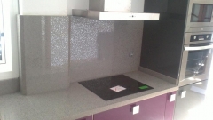 Encimera silestone chrome con peto alto (2)