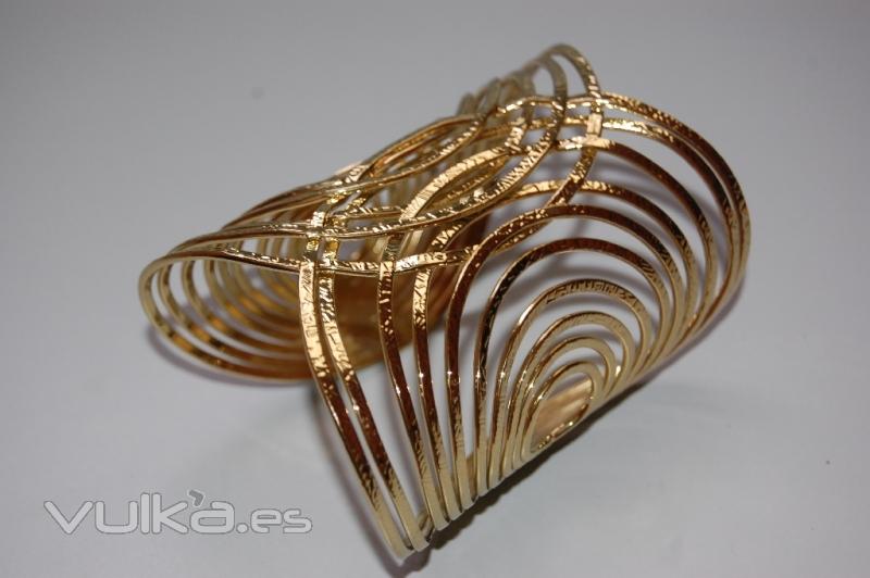 Maravillosas pulseras brazaletes de estilo greco-romano