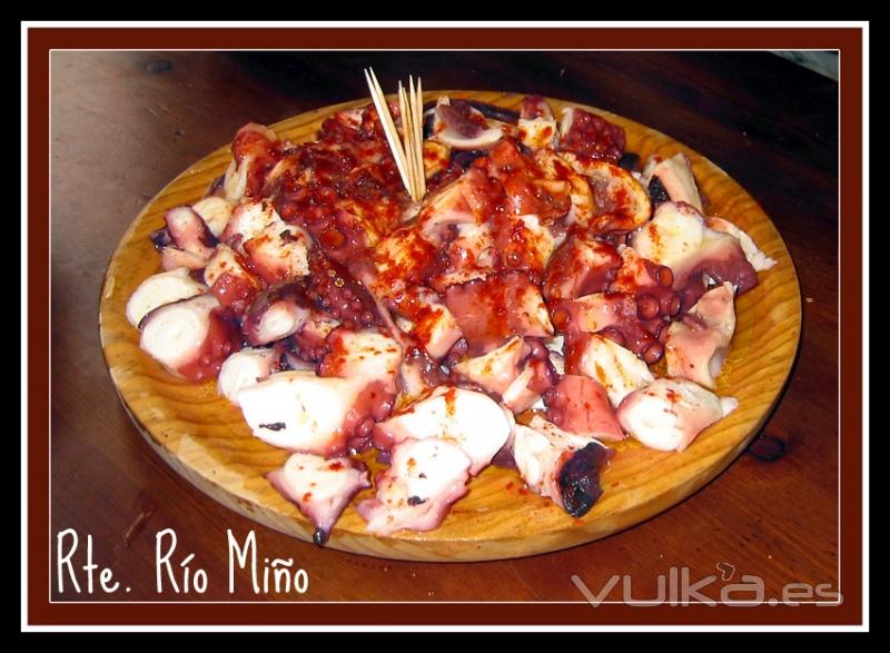 RTE. RÍO MIÑO, C/Sant Ferran, 32 (Esquina Alcalá Galiano) Cornellà. 93 377 14 49