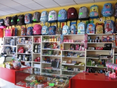 Mochilas , material escolar ,