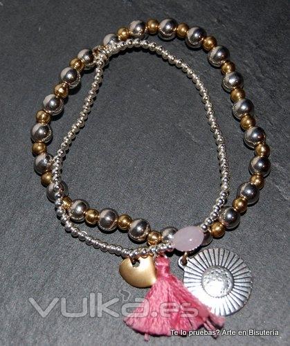 pulsera doble y pompones, varios colores