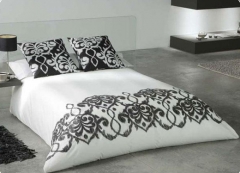 Funda nordica ,elegante diseno ,en tonos blancos y negros