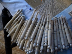 Manojo de palillos ,para realizar el encaje de bolillos