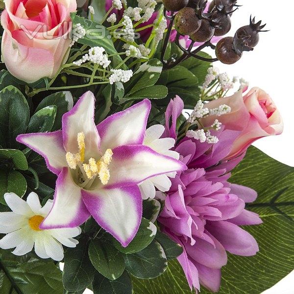 Ramos artificiales. Ramo flores artificiales malva dalias rosas alstroemerias en La Llimona home (1)
