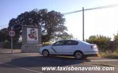 Taxi de benavente (zamora) en montehermoso en la provincia de caceres en un viaje de asistencia