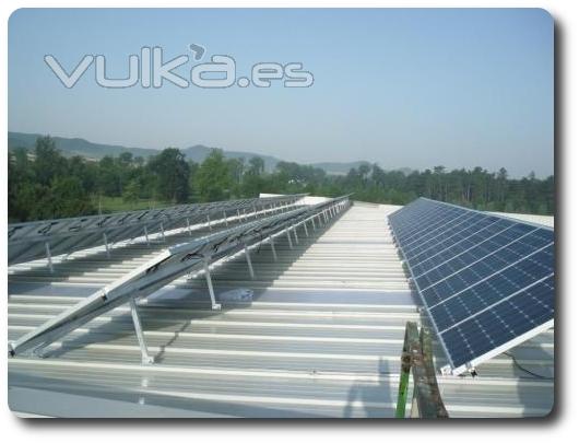 Instalación de energía solar fotovoltaica sobre tejado