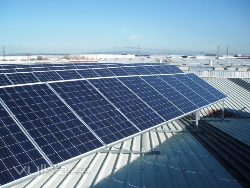 instalación solar industrial