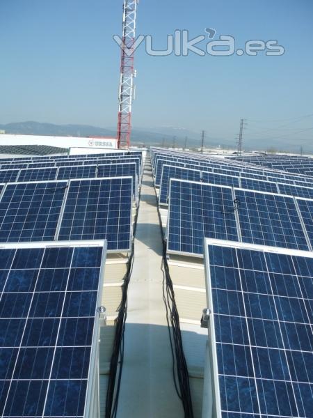 Instalacin solar sobre industria 
