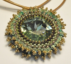 Collar con cristal swarovski