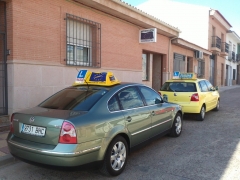Foto 124 vehículos en Ciudad Real - Autoescuela Europa