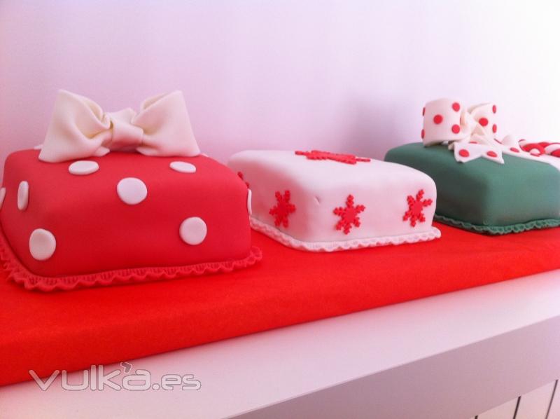 Tarta personalizada como regalos de navidad elaborada por TheCakeProject en Madrid