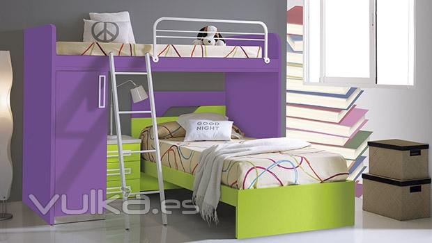 Muebles juveniles en colores lila y verde