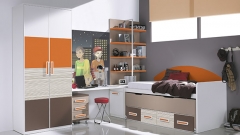 Dormitorios juveniles con armario panelado en colores