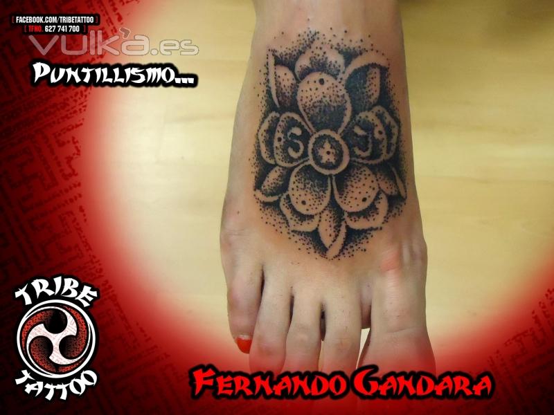 Tatuaje por Fernando Ganddara (Puntillismo)