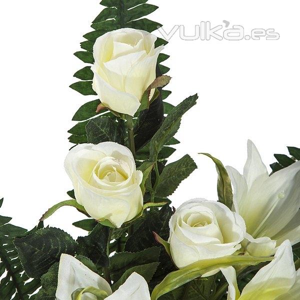 Ramos artificiales. Ramo artificial flores rosas blancas y tiger lily blanca en La Llimona home (2)