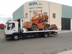 Foto 4 transporte terrestre en Badajoz - Gruas Montijo y Lavados S.l.l.