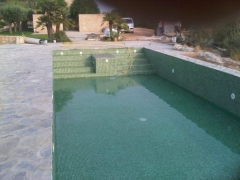 piscina conbinada gressite y piedra