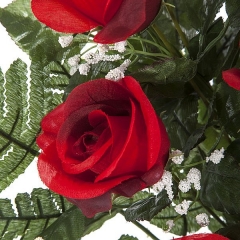 Todos los santos. ramo artificial flores rosas abiertas rojas en la llimona (2)