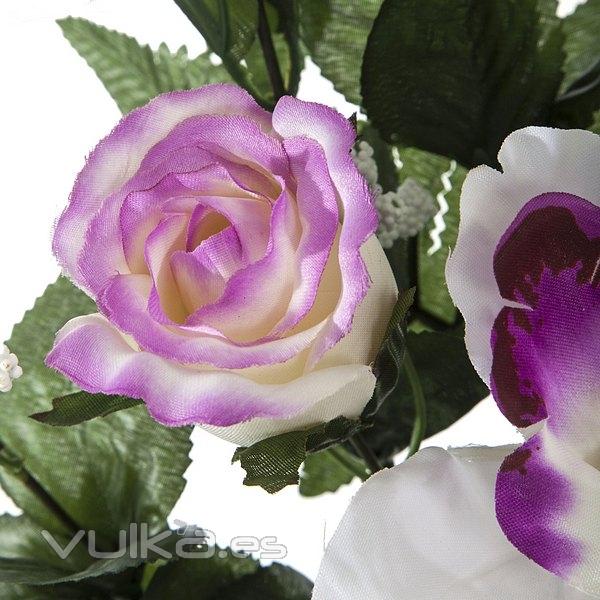 Todos los Santos. Ramo artificial flores orquideas shine con rosas lilas en La Llimona home (1)