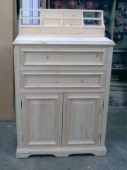 Aparador en madera de pino