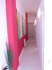 Entrada a cabinas de estetica