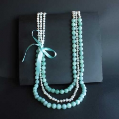 Collar de plata con perlas y amazonita hecho a mano