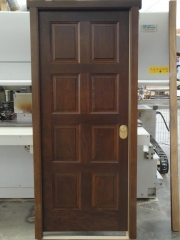 Puerta de exterior en madera de iroko