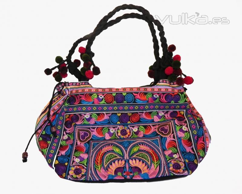 Bolso hecho a mano bordado con hilos de seda Tailandesa