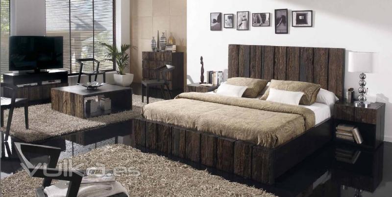 dormitorio madera viejo