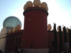 Taximagraner- ( museo dali -figueres )