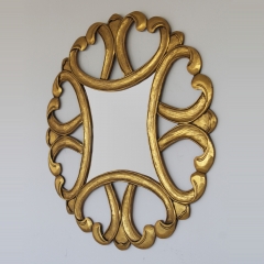 Espejo decorativo en madera natural barroco redondo 120x120  su precio es de 180 eur