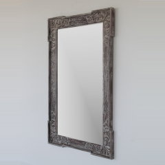 Espejo en gris decapado estilo rustico madera natural tallado a mano 80x120 su precio es de 90 eur