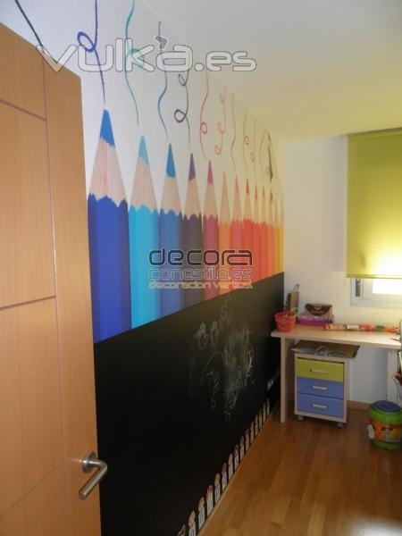 vinilo fundido sobre pared con estucado y vinilo pizarra ZARAGOZA