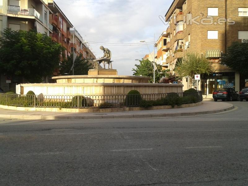 plaza del alpargatero junto parada de taxi cehegin