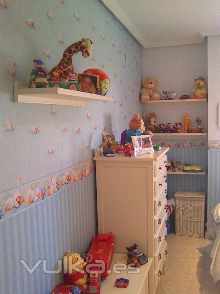 habitacion infantil,pintura y papel