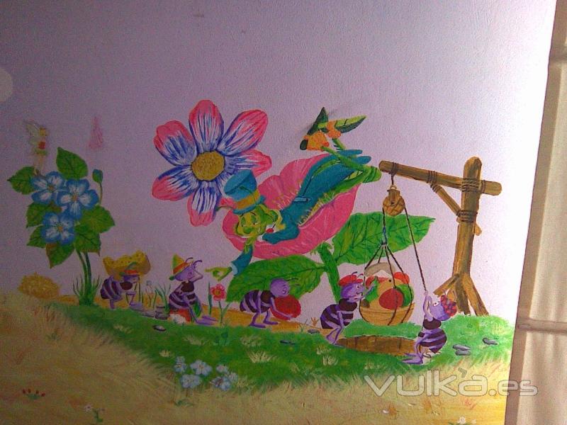 dibujo realizado en habitacion infantil, fabula de la cigarra y la hormiga