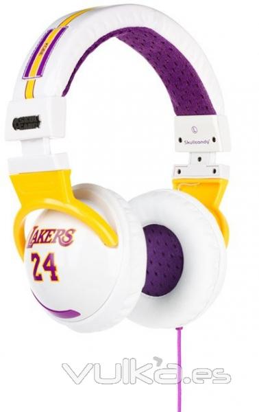 Cascos Lakers