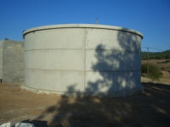 Deposito circular de diametro de 7,5 mts con cubierta y capacidad de 125 m3