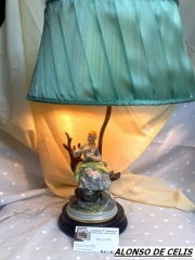 Ppos xx  figura romantica en porcelana lampara de mesilla