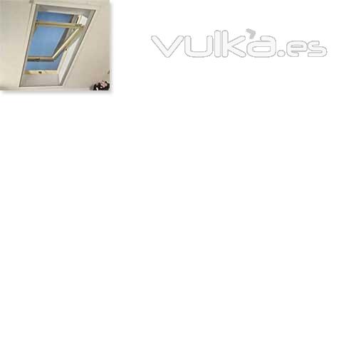 Mosquitera para ventana tipo Velux