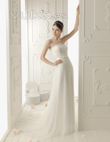 Vestido Novia Coleccin Aire Barcelona 2013 - Modelo  Remmy