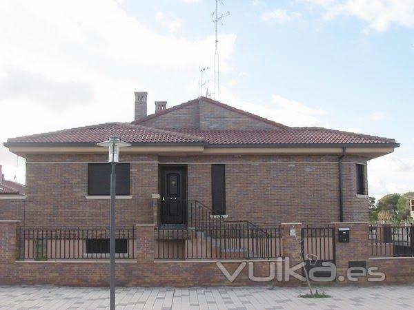 Vivienda unifamiliar en la urbanizacin Fuentejuana cerca de Valladolid