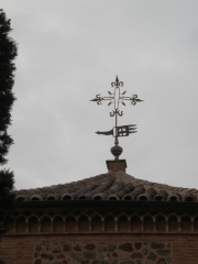 Antigua veleta en la ciudad de toledo restauracion de articulos de metal y fabricacioh a medida