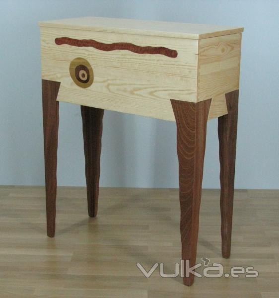 Mueble sencillo y original. Ms detalles en mi blog:  http://tiendacarpinteriarivera.blogspot.com.es