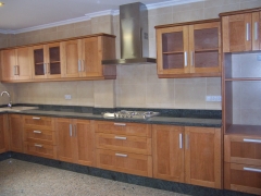 Cocina en cerezo