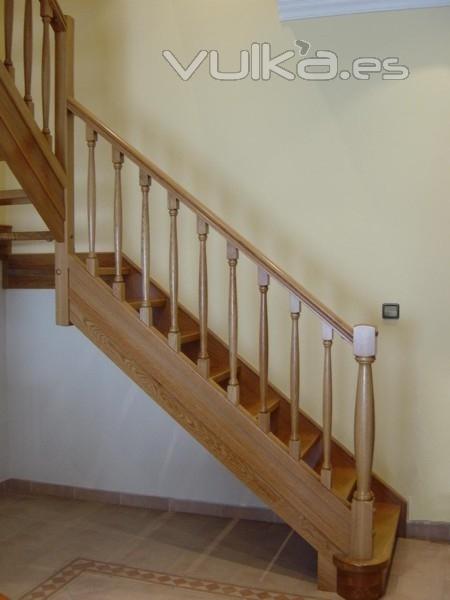 Escalera de madera