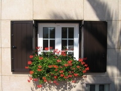 Ventana y contraventana irun