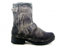 Botin mustang de aspecto envejecido con dos hebillas y calza interior