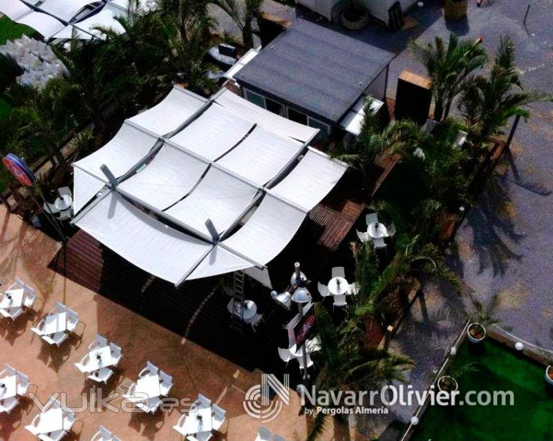 Chiringuito con pergola desde el aire. www.navarrolivier.com