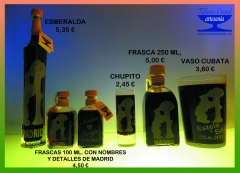 Bodas madrid (botellas, chupitos y vasos - oso y madrono)